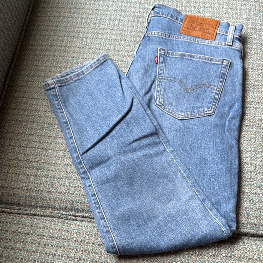 😊Men’s Levi's Blue Straight Denim Jeans Timeless Style